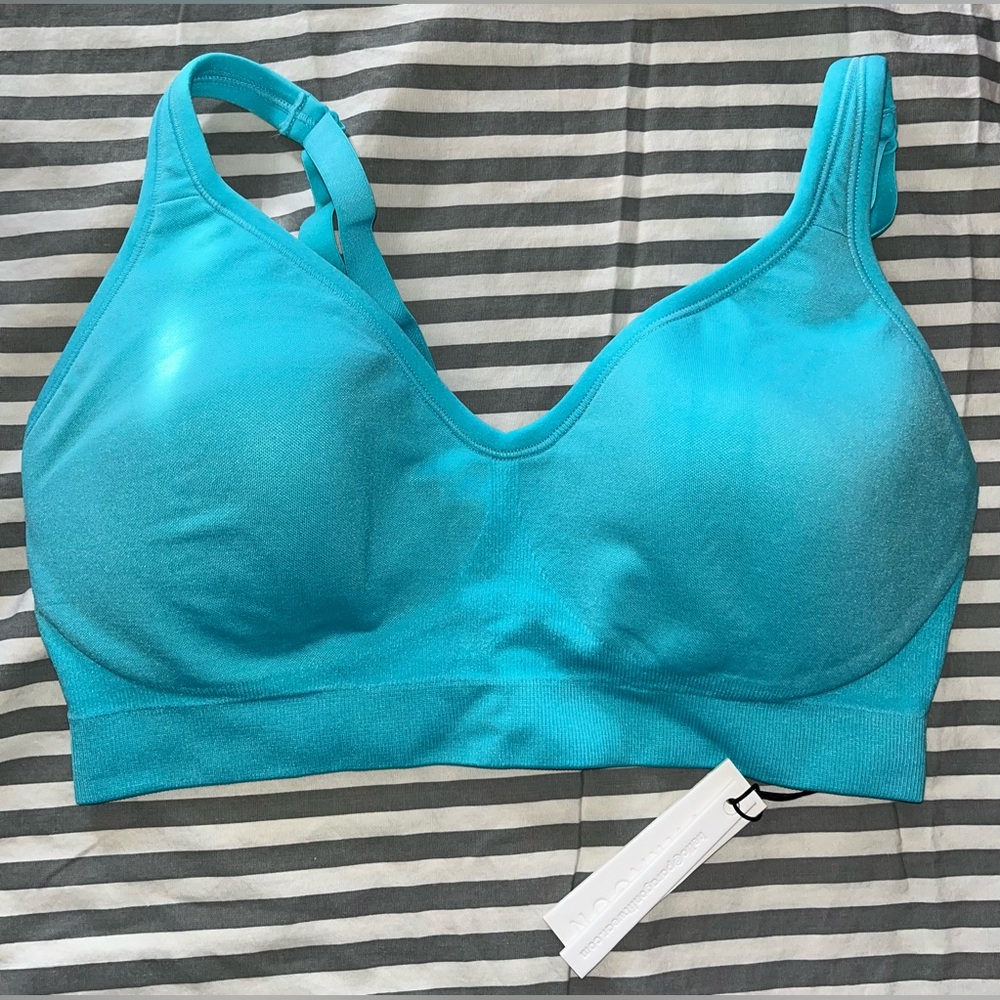 Paragon Fitwear CurveFlex Seamless Form Bra in Juicy Size M